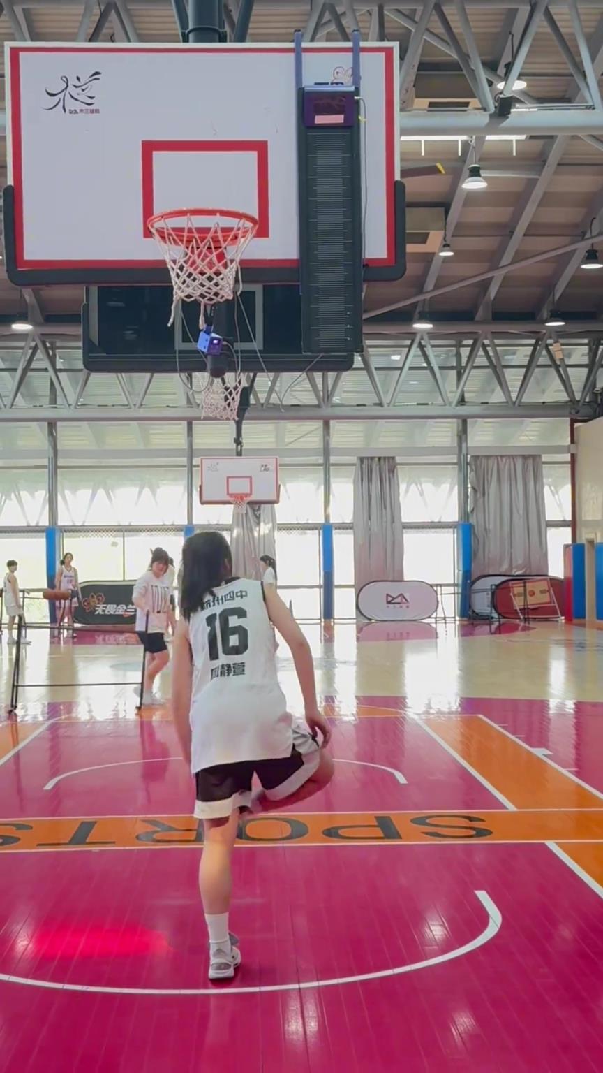 所以，你能摸高多少？