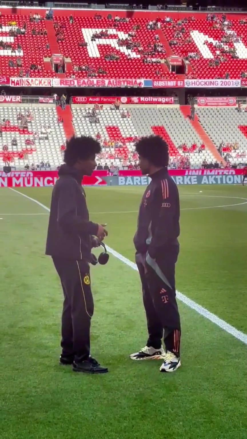 一模一樣的蓬蓬頭！一時分不清阿德耶米和格納布里了！